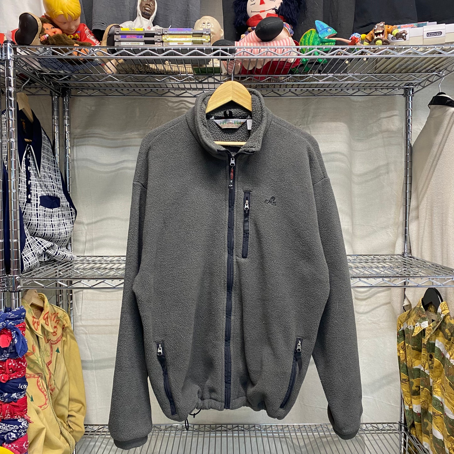 Vintage 1990s EMS full zip fleece