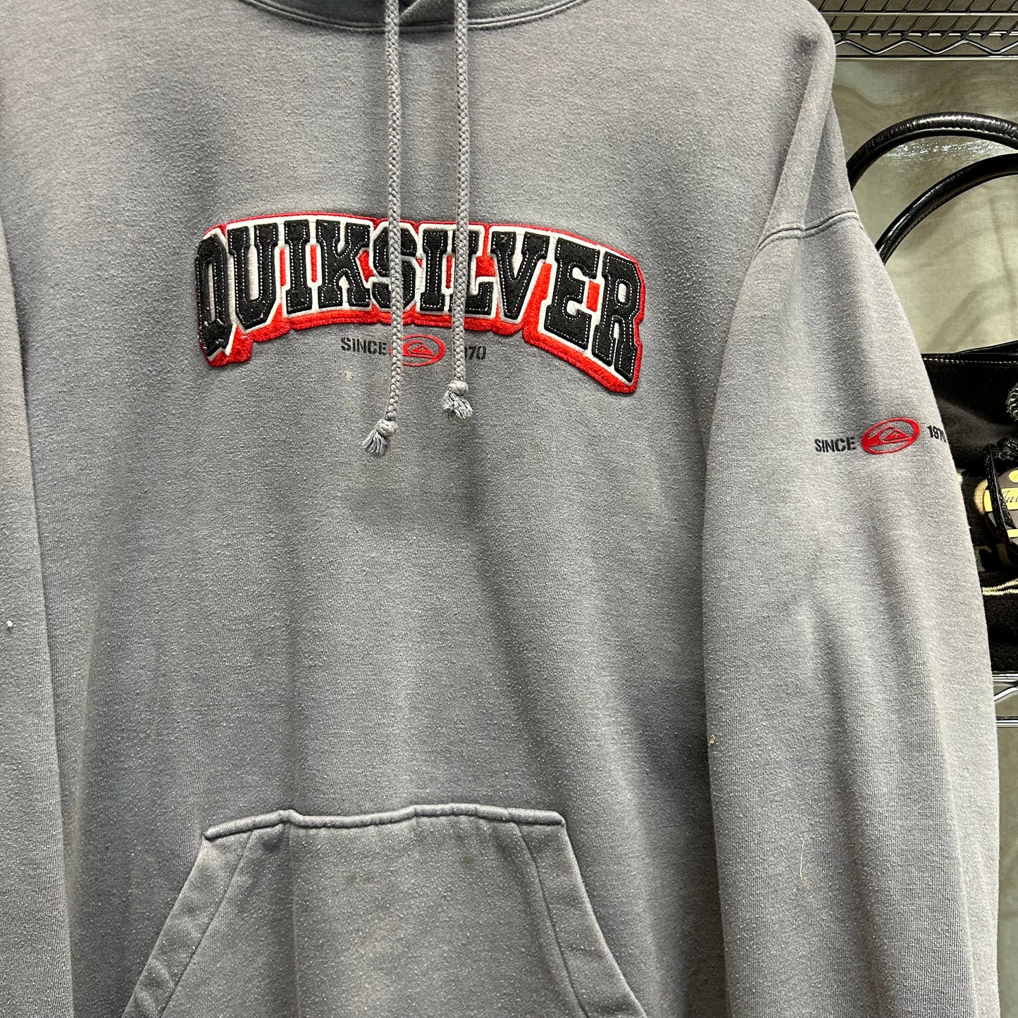Early 2000s quiksilver hoodie
