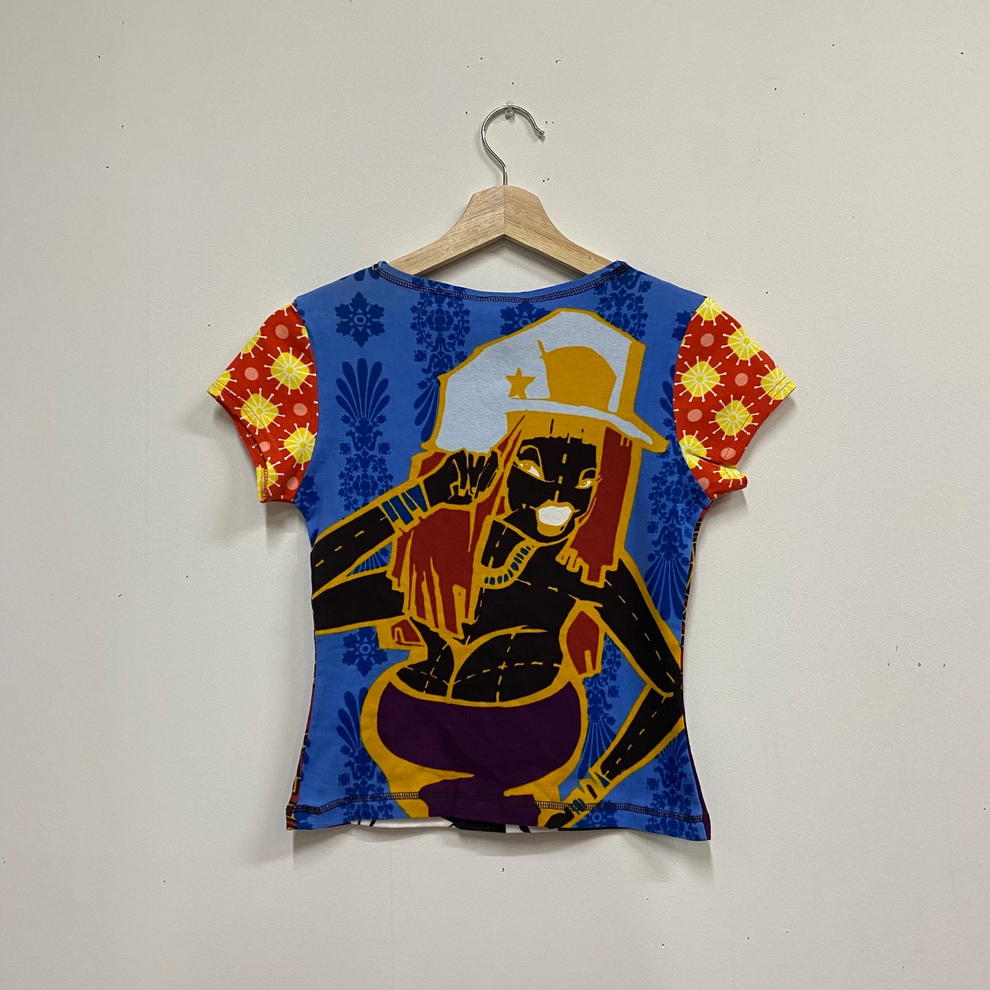 Deadstock late 90s/00s hayes graphic top