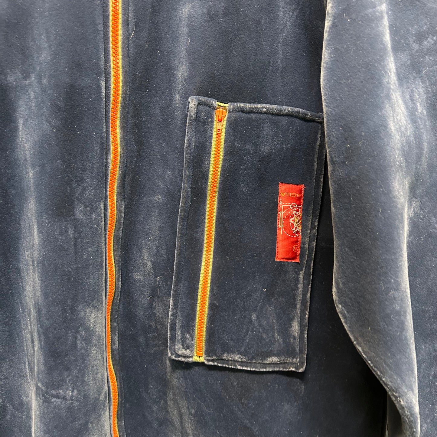 Deadstock 90s cargo velvet zip up