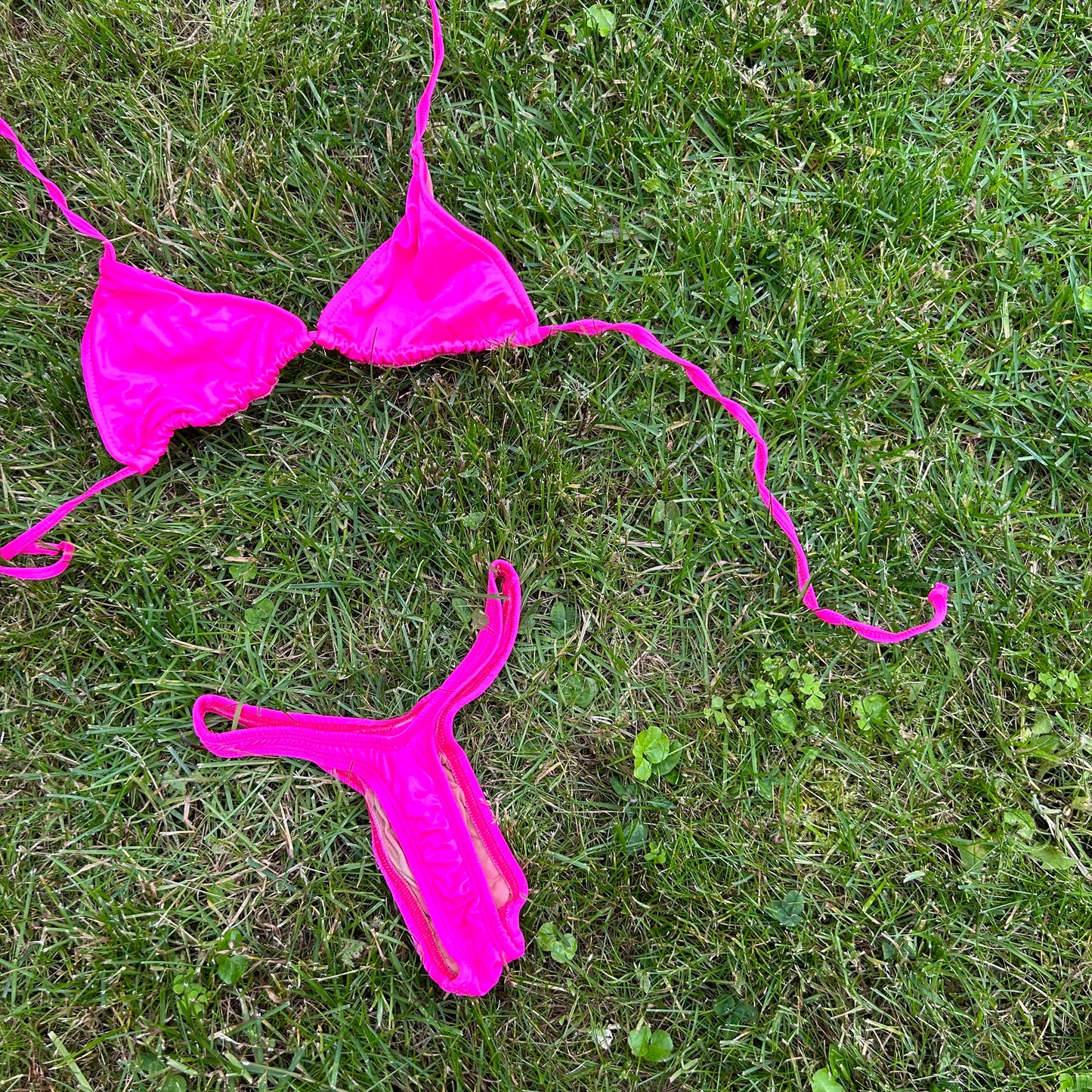 Deadstock early 1990s neon pink thong bikini