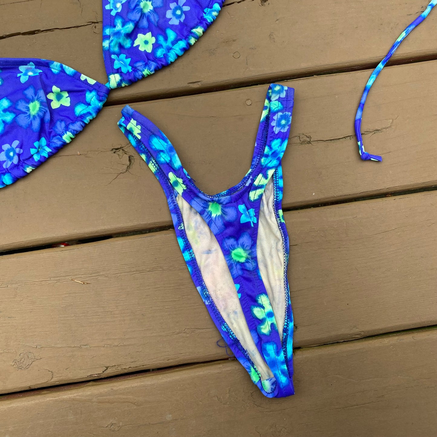 Deadstock early 1990s floral high cut thong bikini