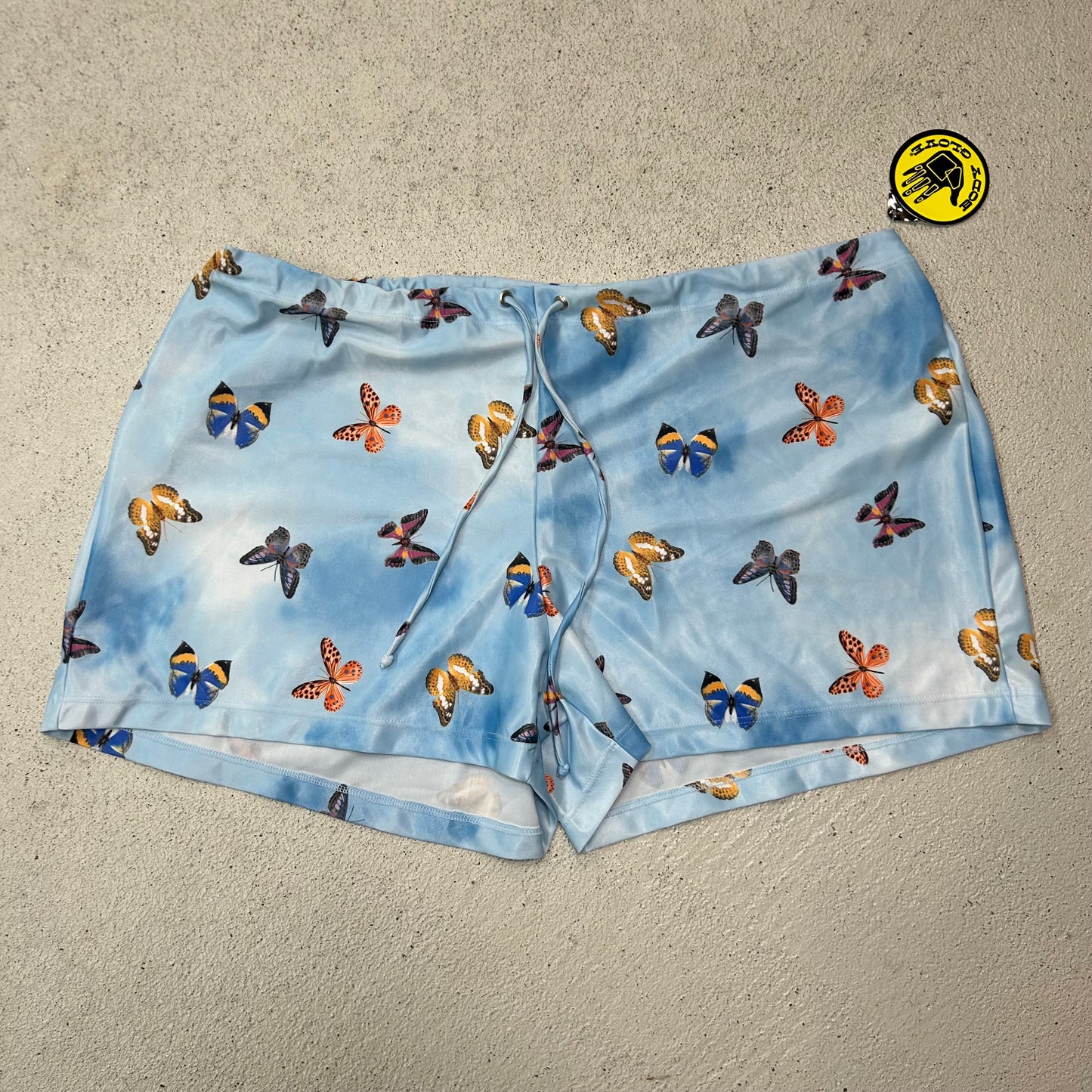 Deadstock 90s body glove butterfly shorts