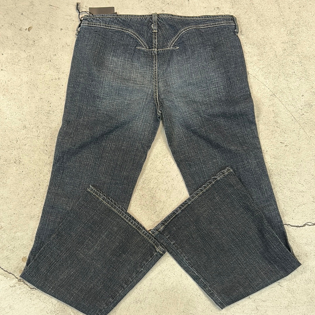 Deadstock early 2000s diesel flared jeans