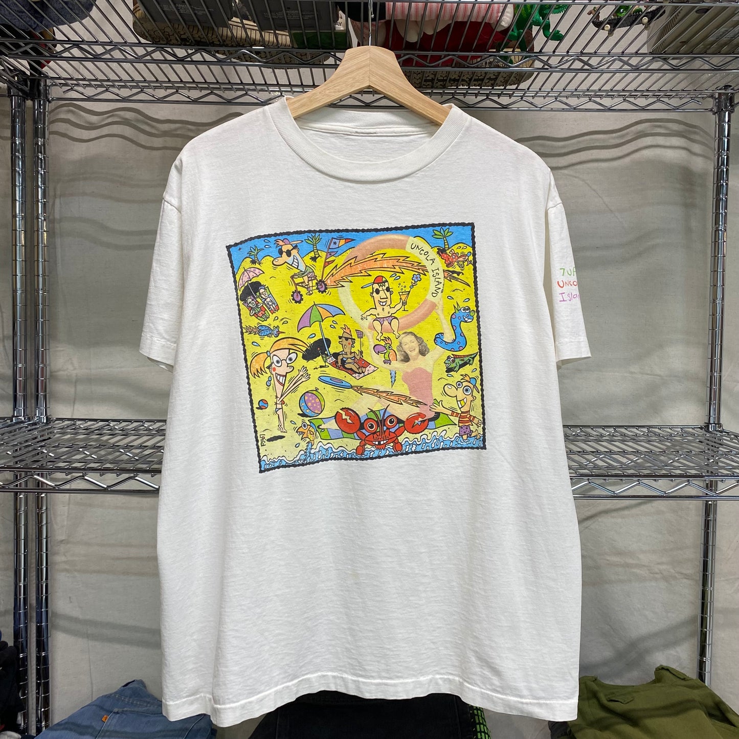 1990s 7-UP uncola island pop art tee