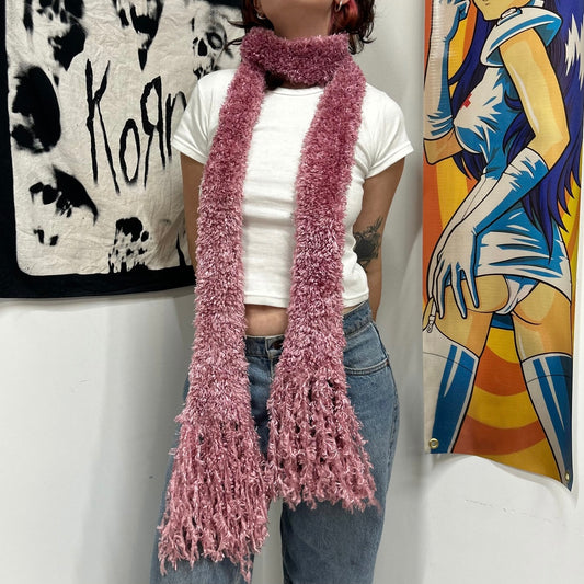 90s fuzzy scarf