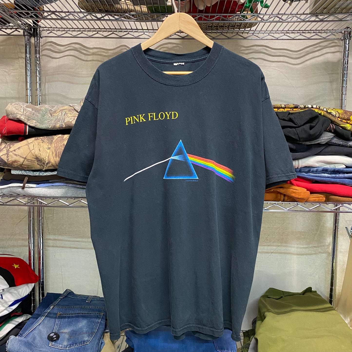 1996 pink floyd dark side of the moon band tee