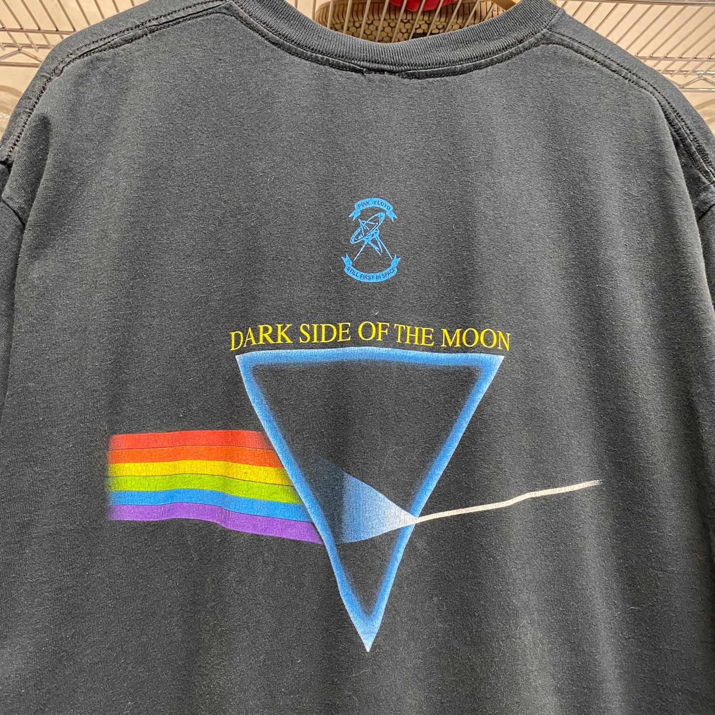 1996 pink floyd dark side of the moon band tee