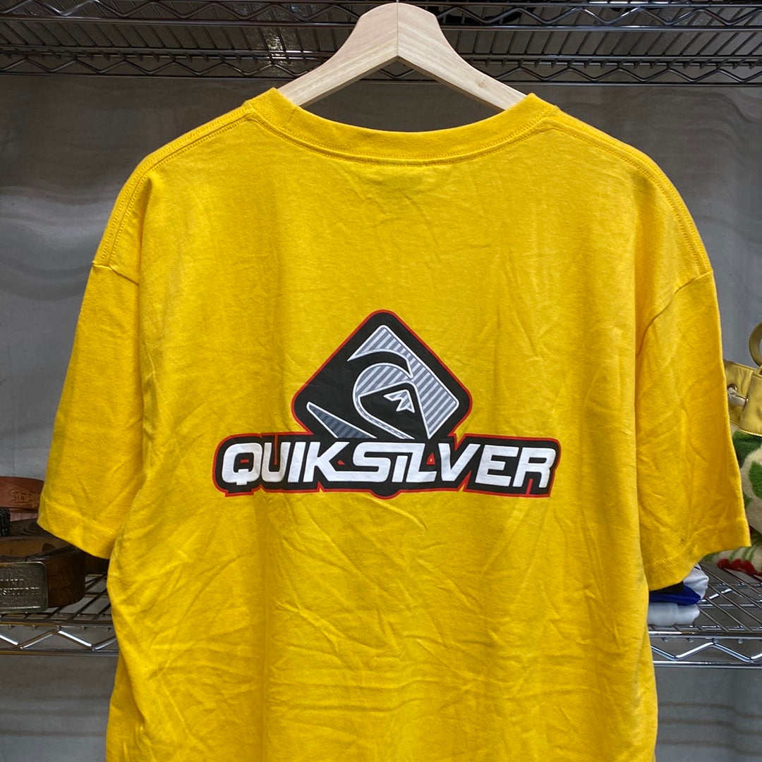 Late 90s/early 2000s quicksilver tee