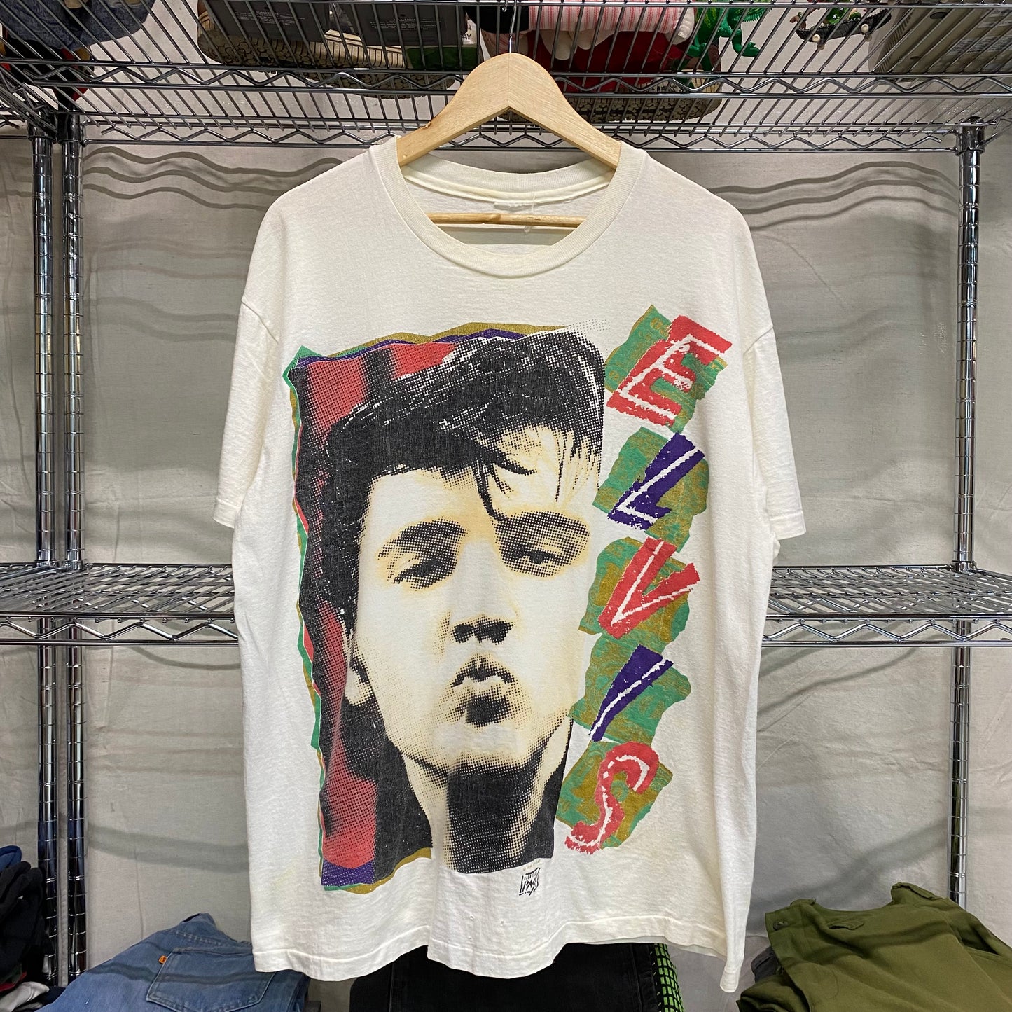 1990 backstage pass big print Elvis tee Size XL