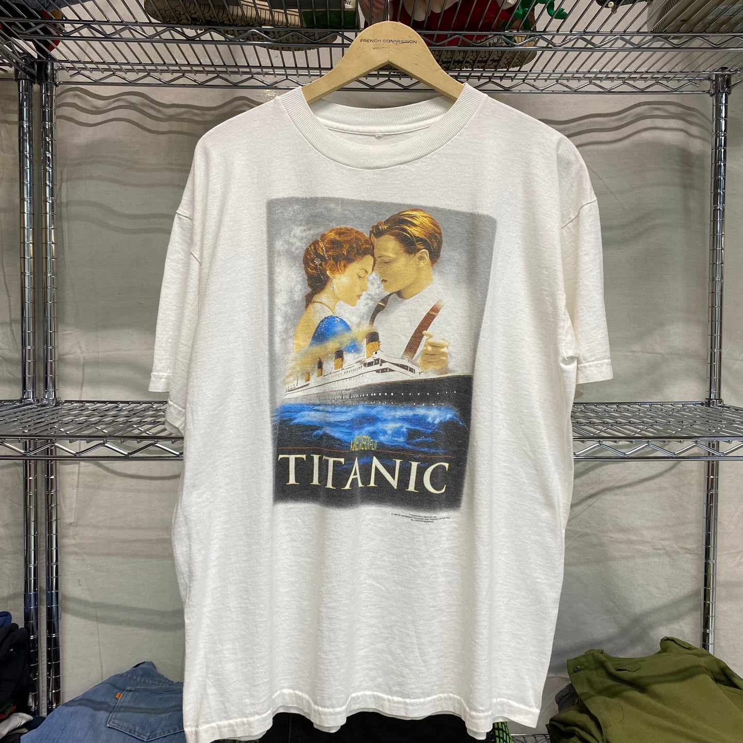 1998 titanic movie poster tee