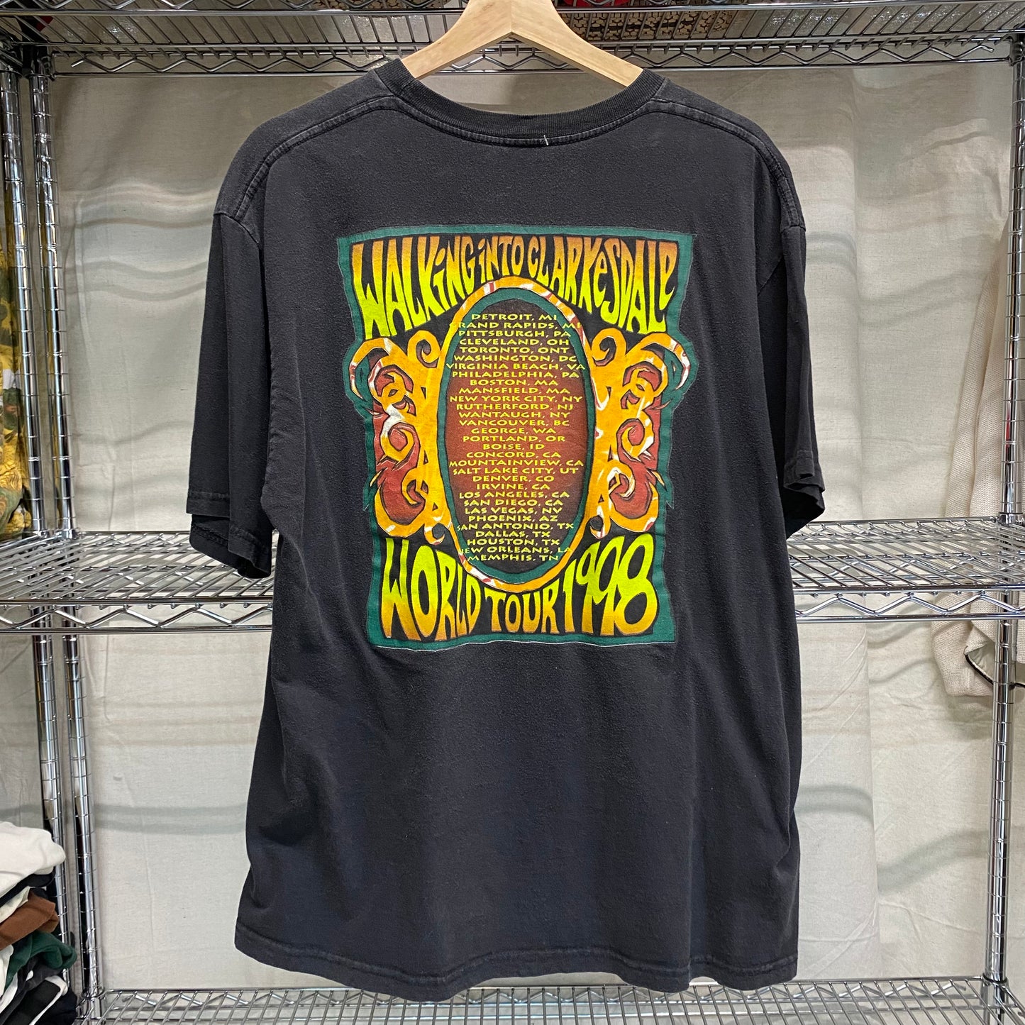 1998 page and plant walking into clarksdale tour tee