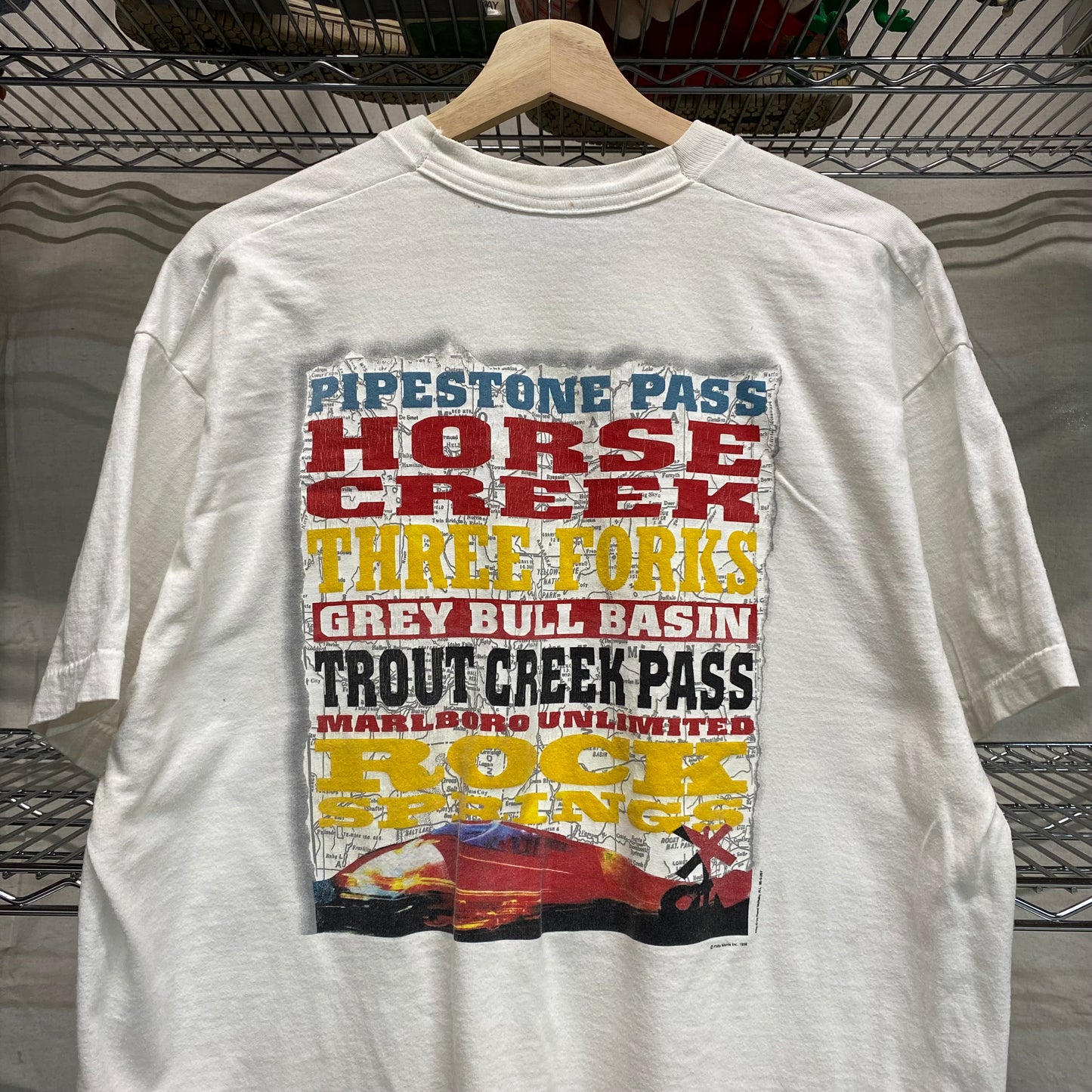 1990s marlboro pipestone pass pocket tee